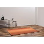 Ковер из шерсти Over Horizon терракотового цвета из коллекции Trendy Ruffles, 180x230 см