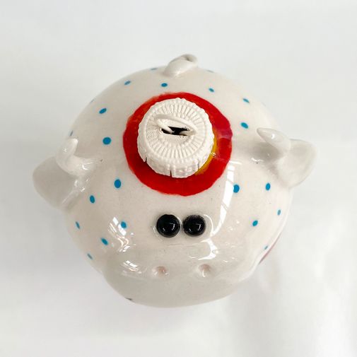 Фарфоровый елочный шар Коровка Love (ручная роспись) Фарфоровый елочный шар Коровка Love (ручная роспись)