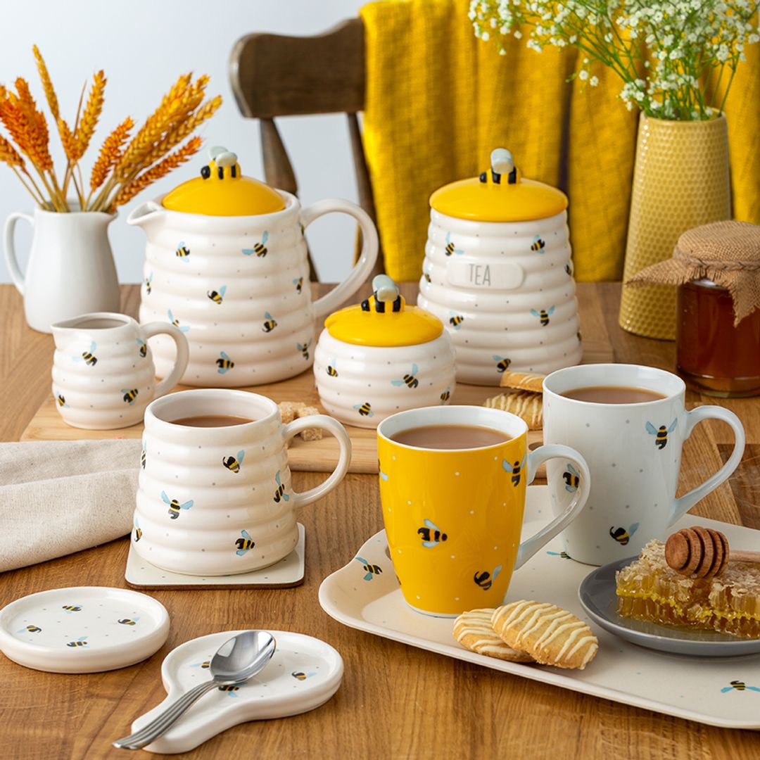 Чайник Sweet Bee (850 мл) Чайник Sweet Bee (850 мл)