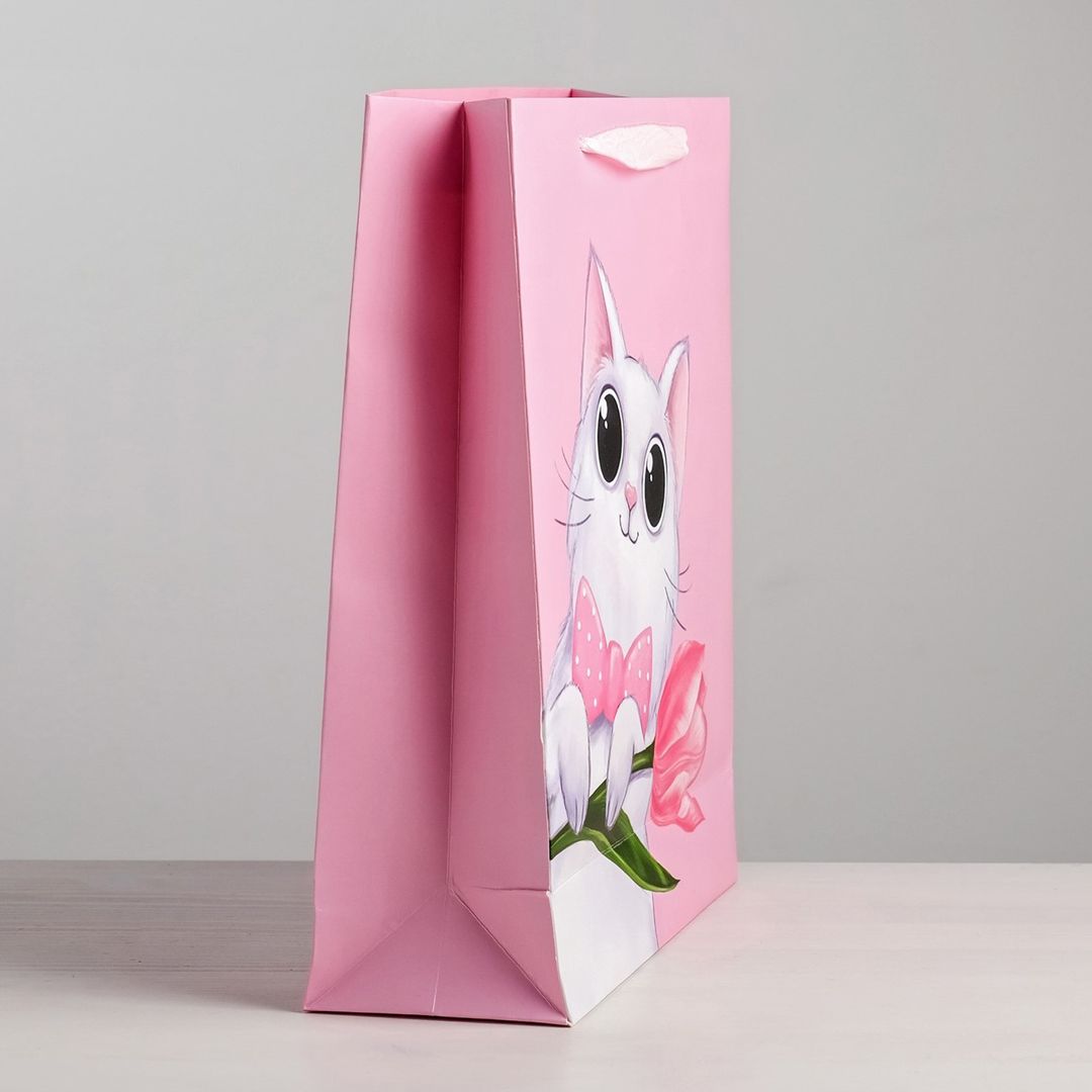 Подарочный пакет С 8 марта Котенок (26 х 30 х 9 см) Подарочный пакет С 8 марта Котенок (26 х 30 х 9 см)