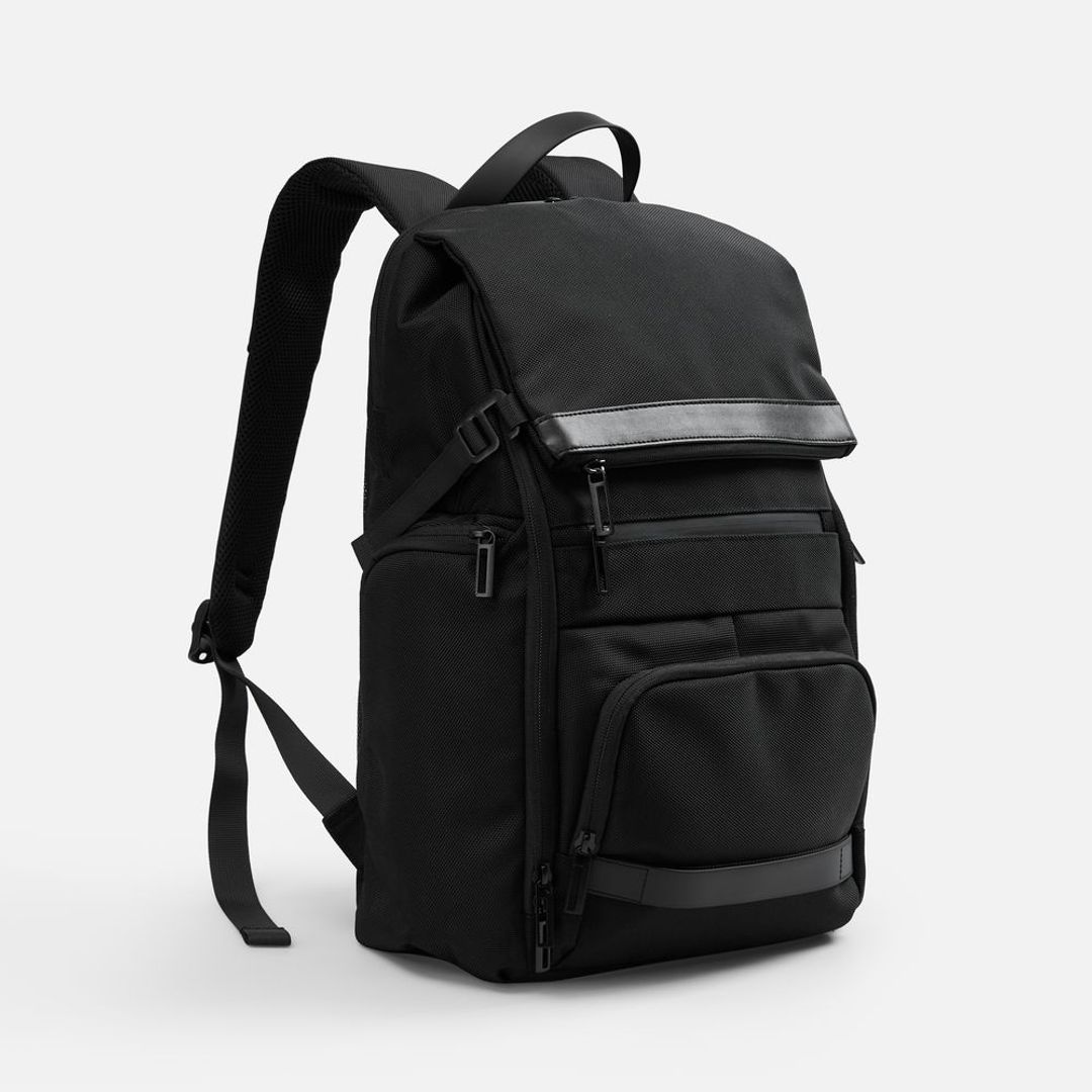 Рюкзак decaPolis (черный)