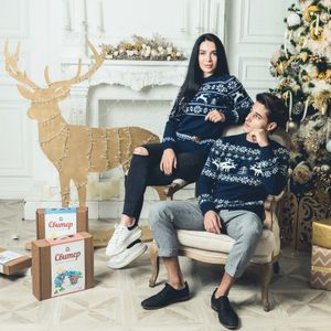 Свитер с оленями SEX