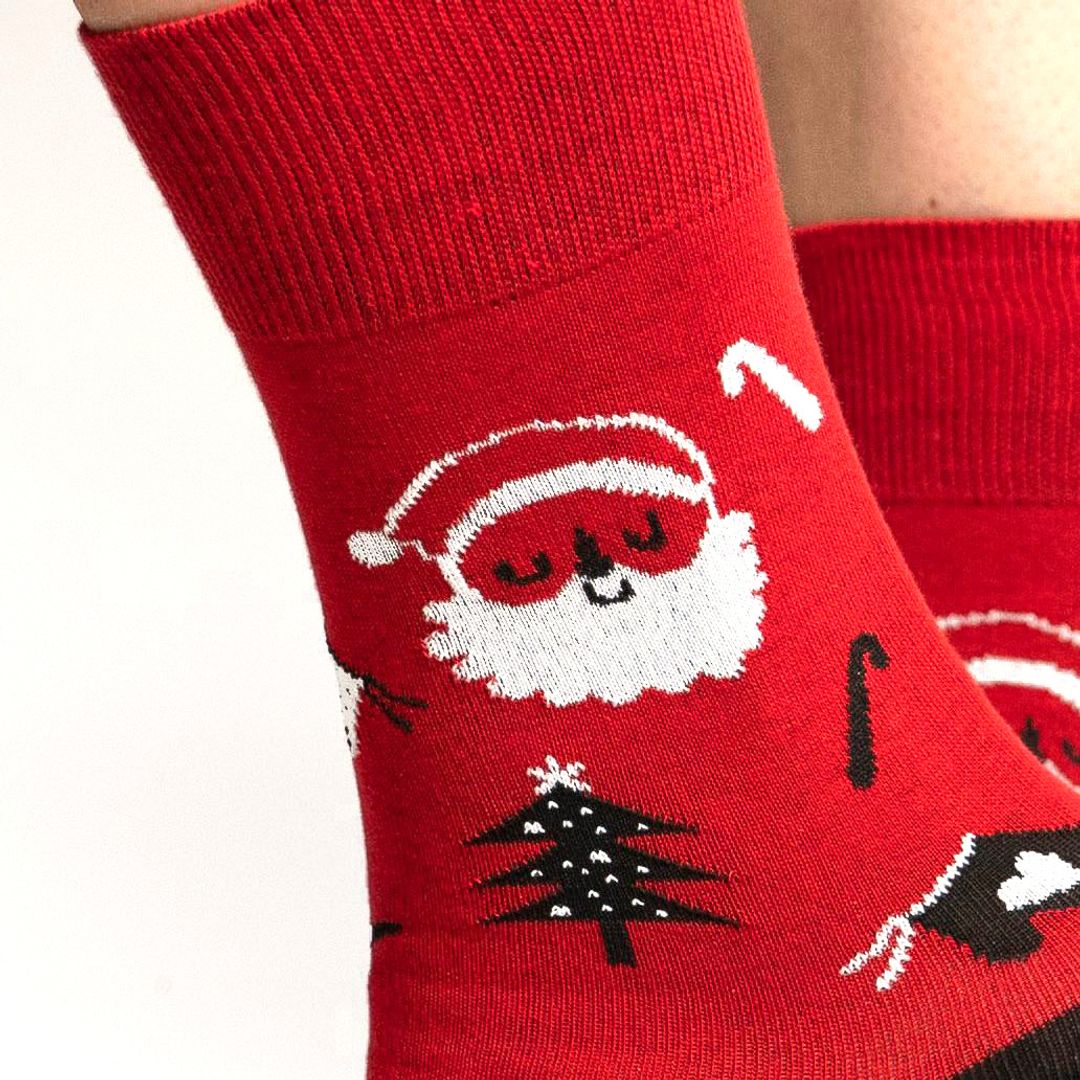 Носки Если что, там олень язык показывает