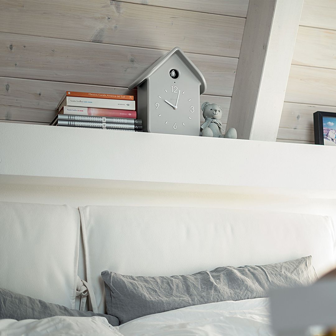 Часы с кукушкой QQ (Желтые)