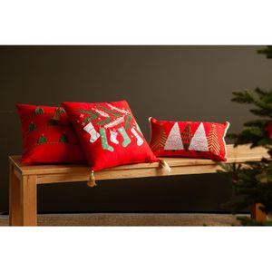 Чехол на подушку Christmas forest из коллекции New Year Essential, 45х45 см Чехол на подушку Christmas forest из коллекции New Year Essential, 45х45 см
