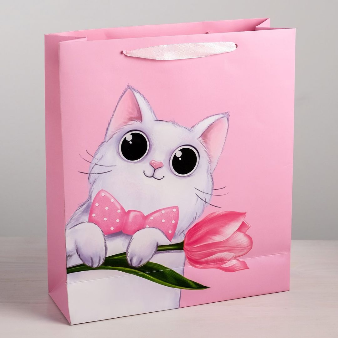 Подарочный пакет С 8 марта Котенок (26 х 30 х 9 см) Подарочный пакет С 8 марта Котенок (26 х 30 х 9 см)