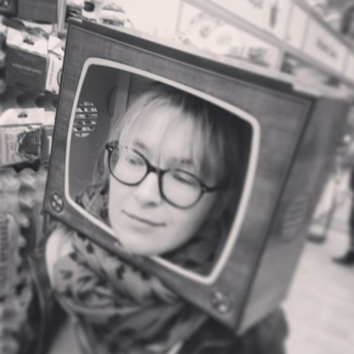 Картонный телевизор ЮДИФЬ-17 Картонный телевизор ЮДИФЬ-17