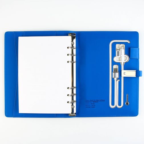 Ежедневник со встроенной зарядкой и флешкой Мои цели