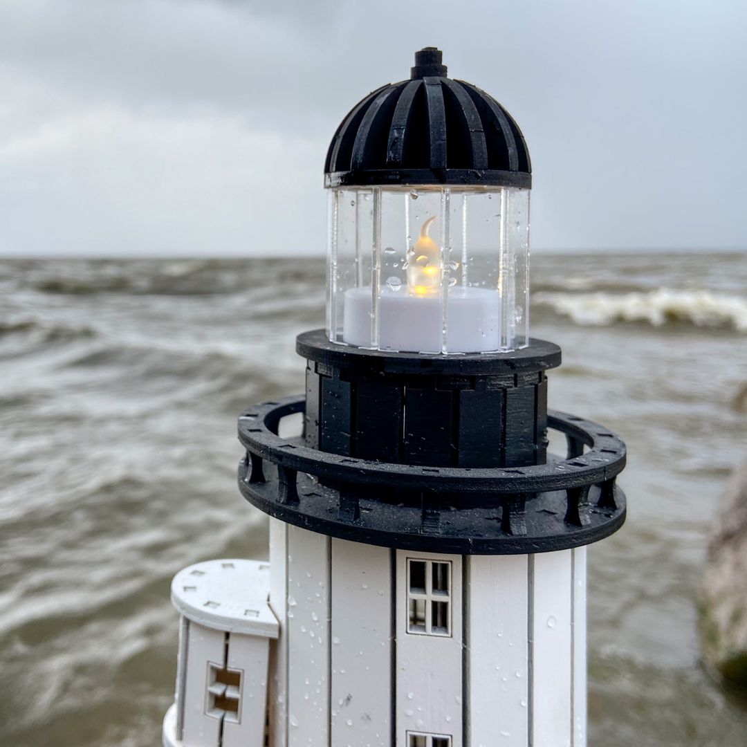 Модель сборная Маяк мыса Анива (о. Сахалин)