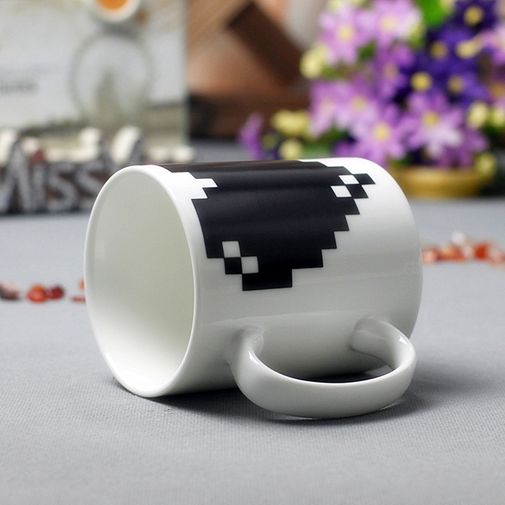 Термокружка Горячее сердце Mrs