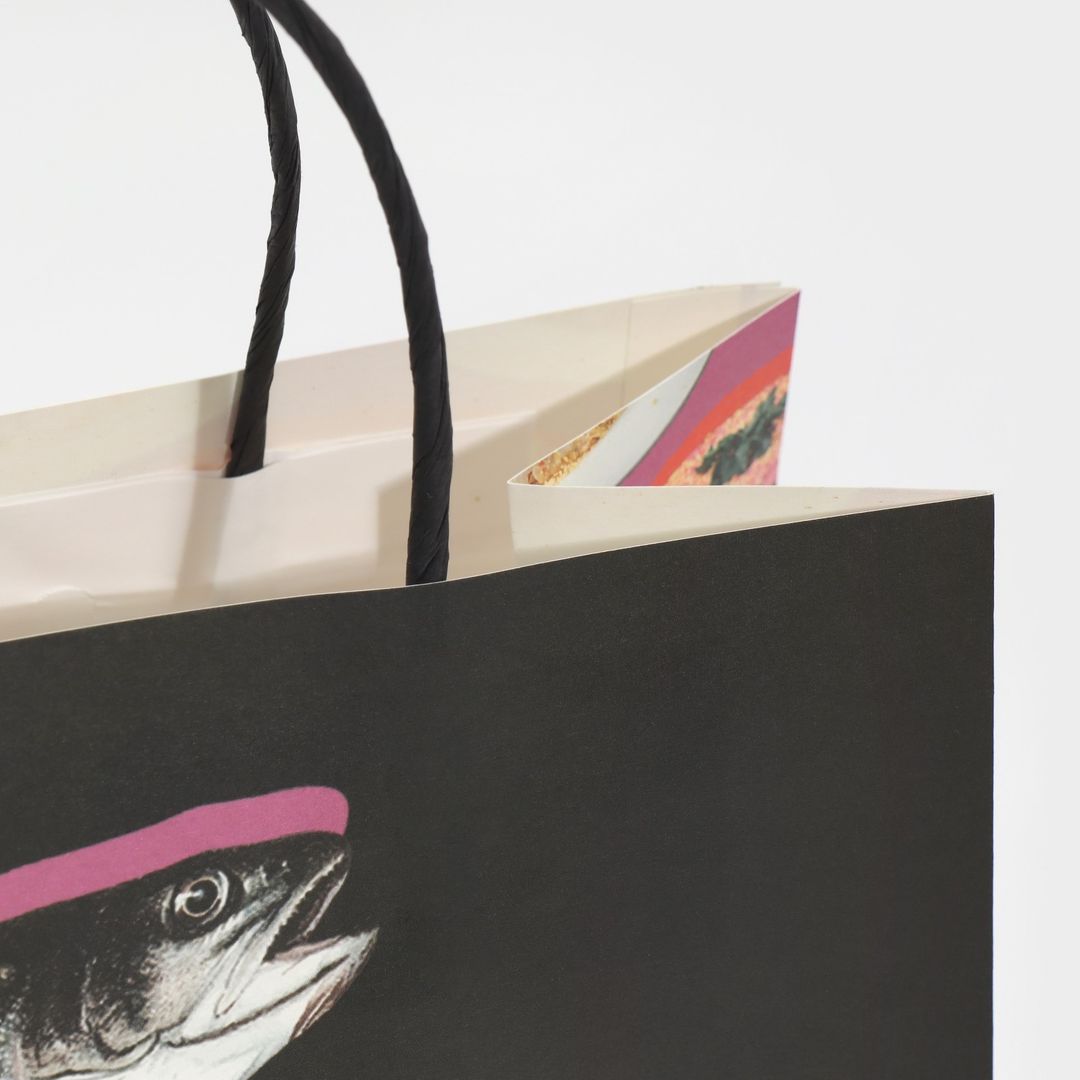 Подарочный пакет Шуба (22 х 22 х 11 см) Подарочный пакет Шуба (22 х 22 х 11 см)