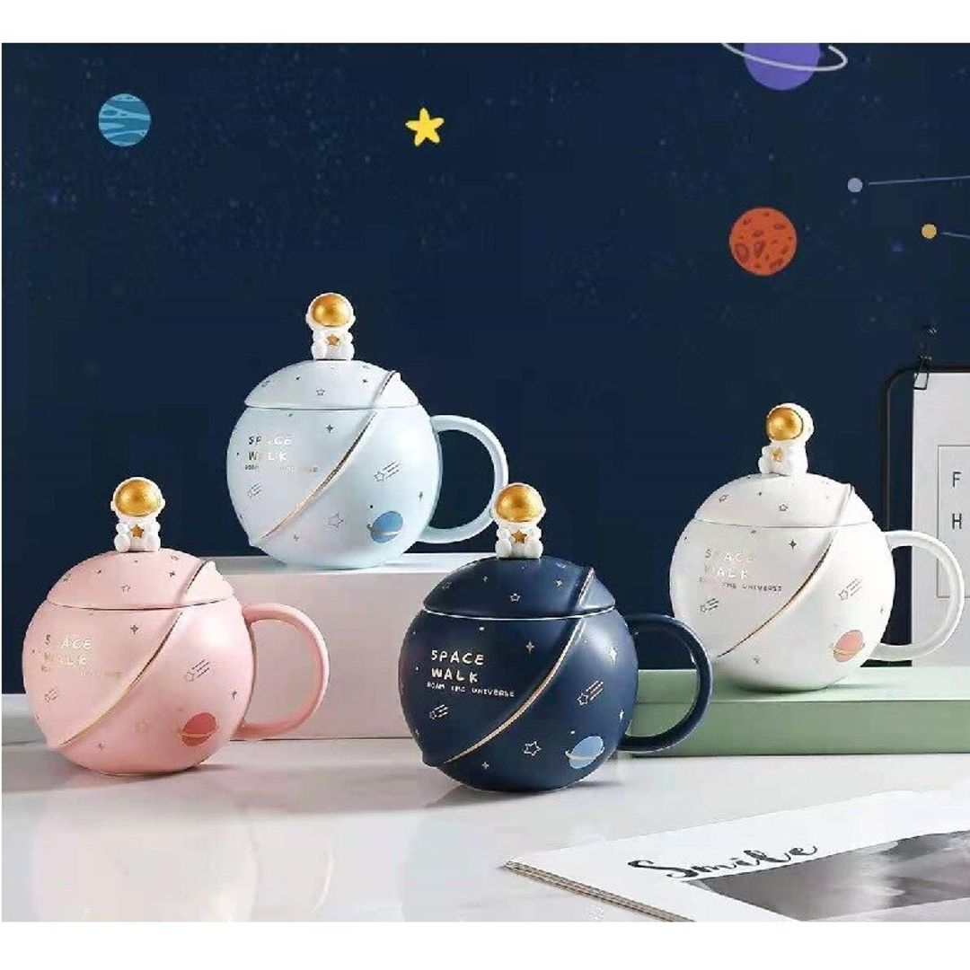Кружка с ложкой Космическая прогулка Кружка с ложкой Космическая прогулка