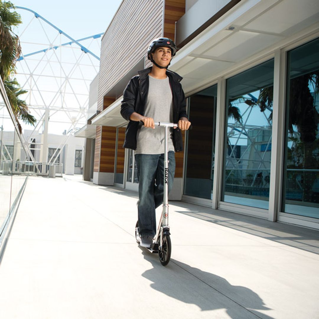 Самокат Razor A6 Самокат Razor A6