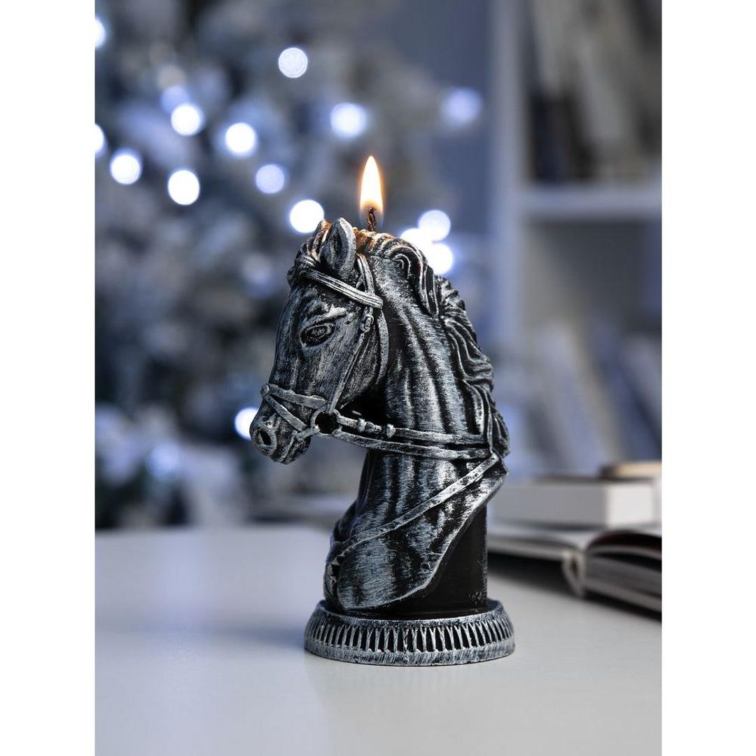 Свеча фигурная Бюст лошади (серебристый)