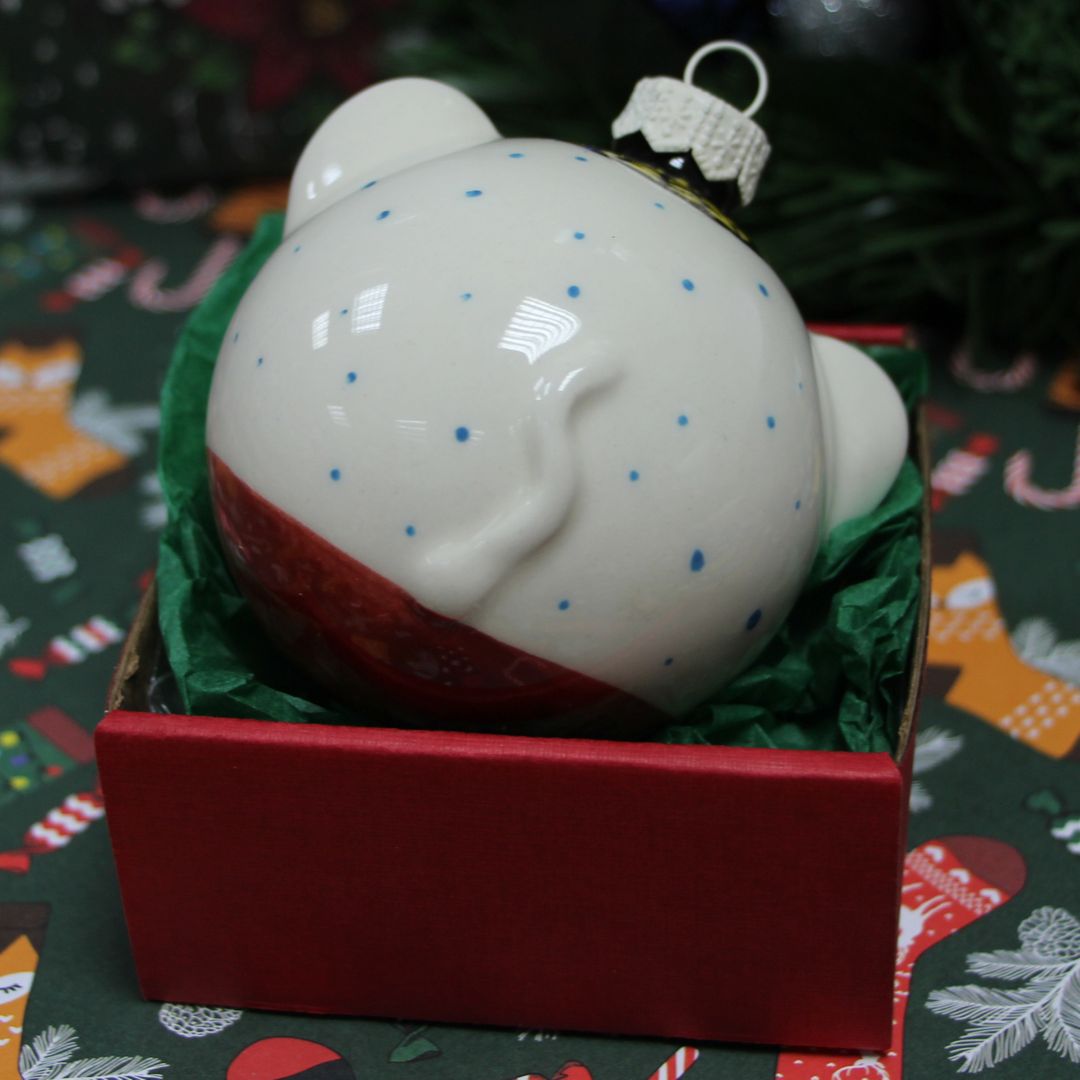 Фарфоровый елочный шар Тигр с кофе (ручная роспись) Фарфоровый елочный шар Тигр с кофе (ручная роспись)