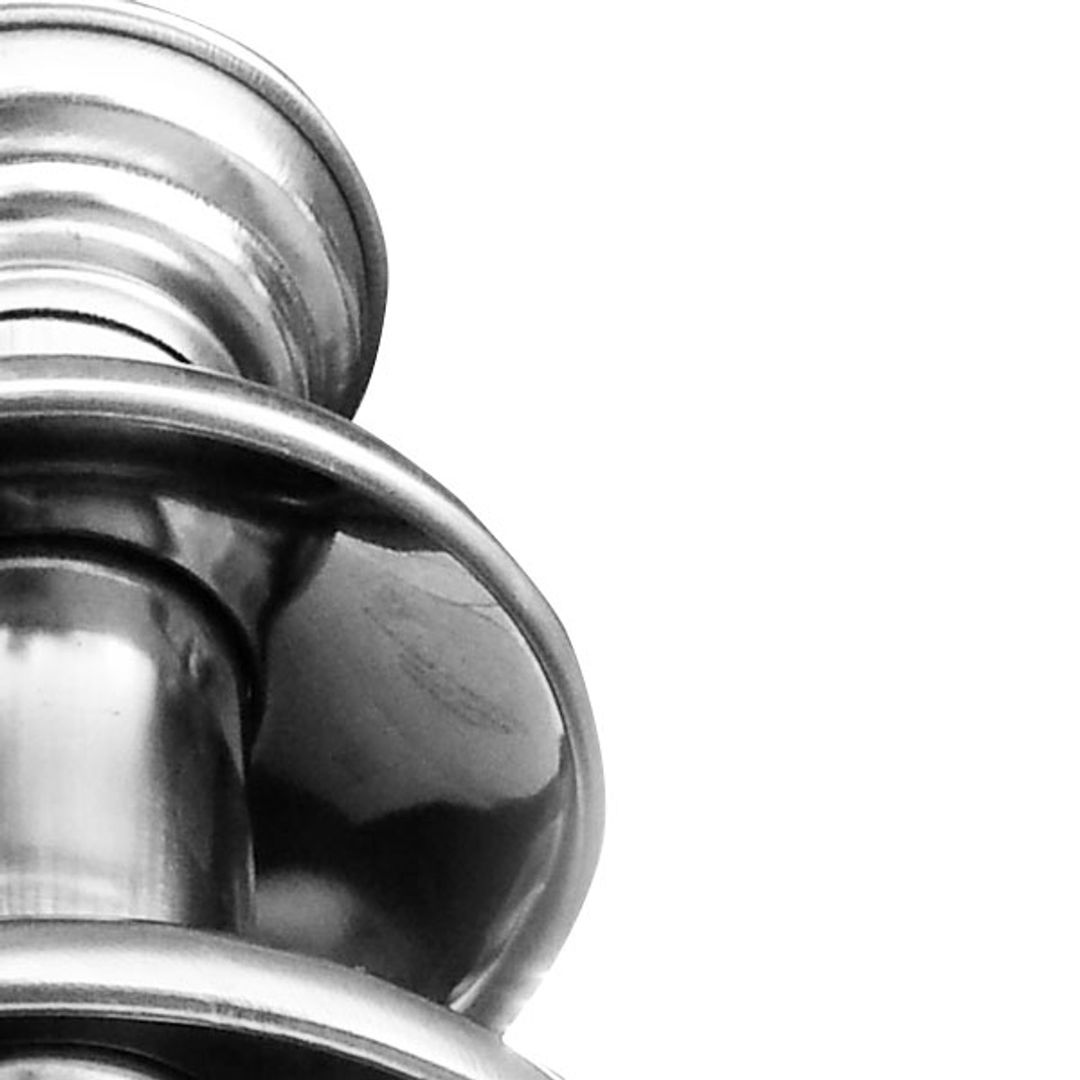 Шоколадный фонтан 4 яруса Крупный план