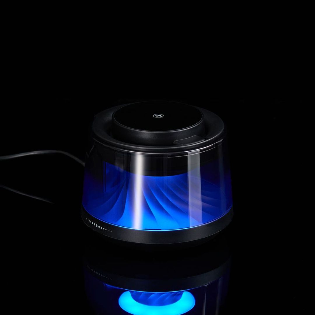 Bluetooth-колонка с подсветкой и беспроводной зарядкой Quantium (черный) Bluetooth-колонка с подсветкой и беспроводной зарядкой Quantium (черный)