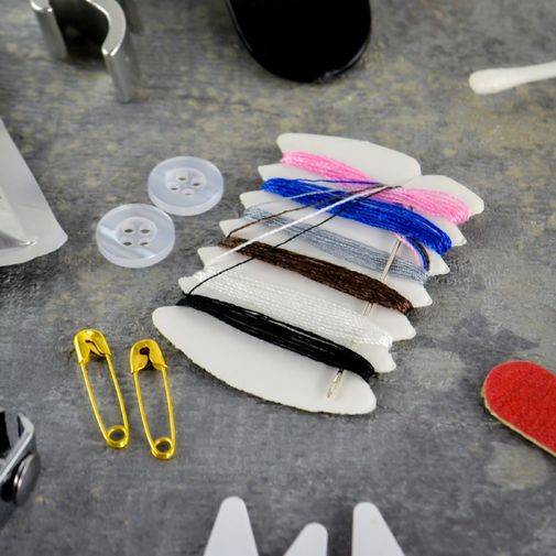 Набор для выживания джентельмена D-Stress Emergency Kit (24 предмета) Набор для выживания джентельмена D-Stress Emergency Kit (24 предмета)