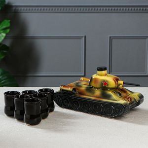 Штоф с рюмками Танк (6 шт)
