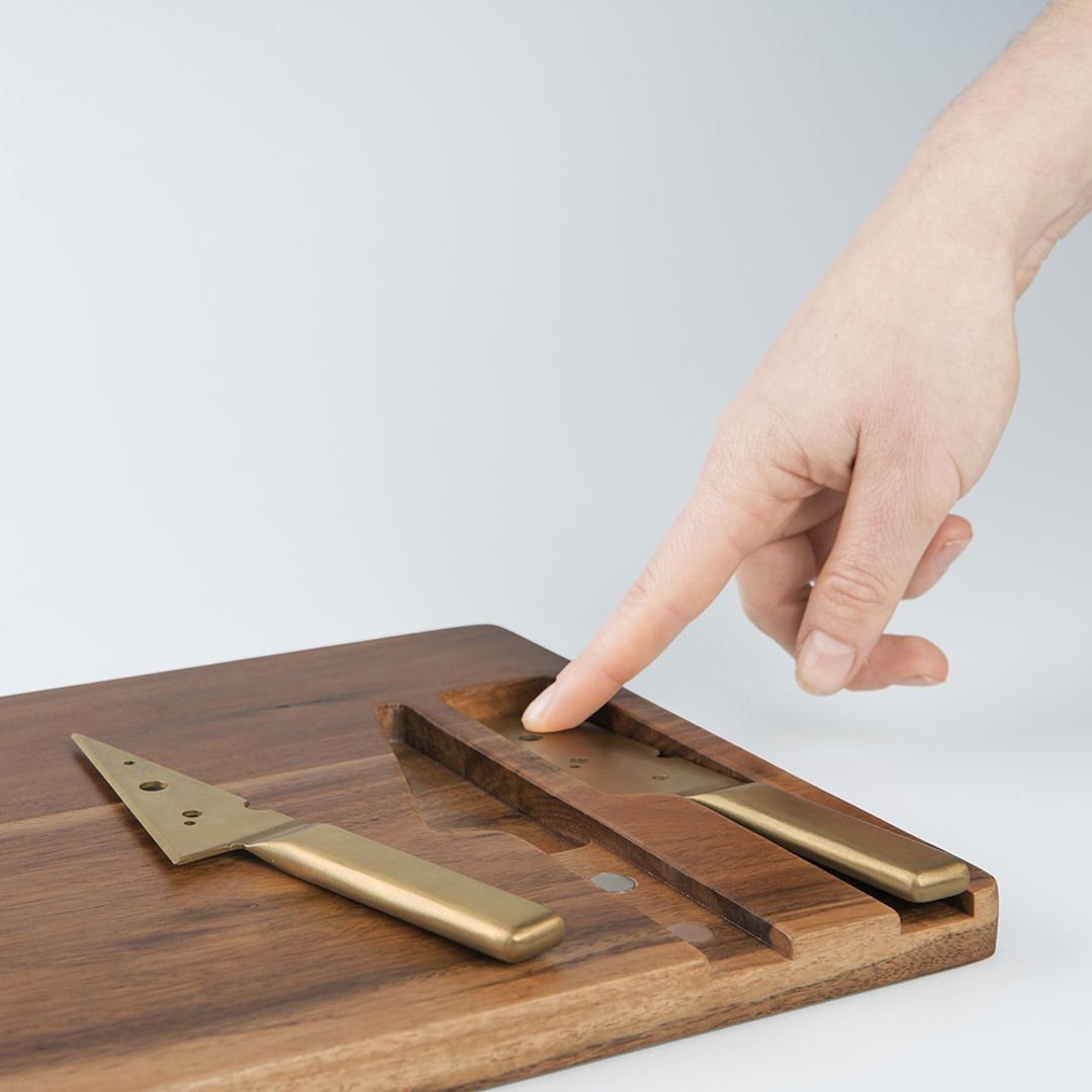 Доска для нарезки сыра + 2 ножа Cheeseporn