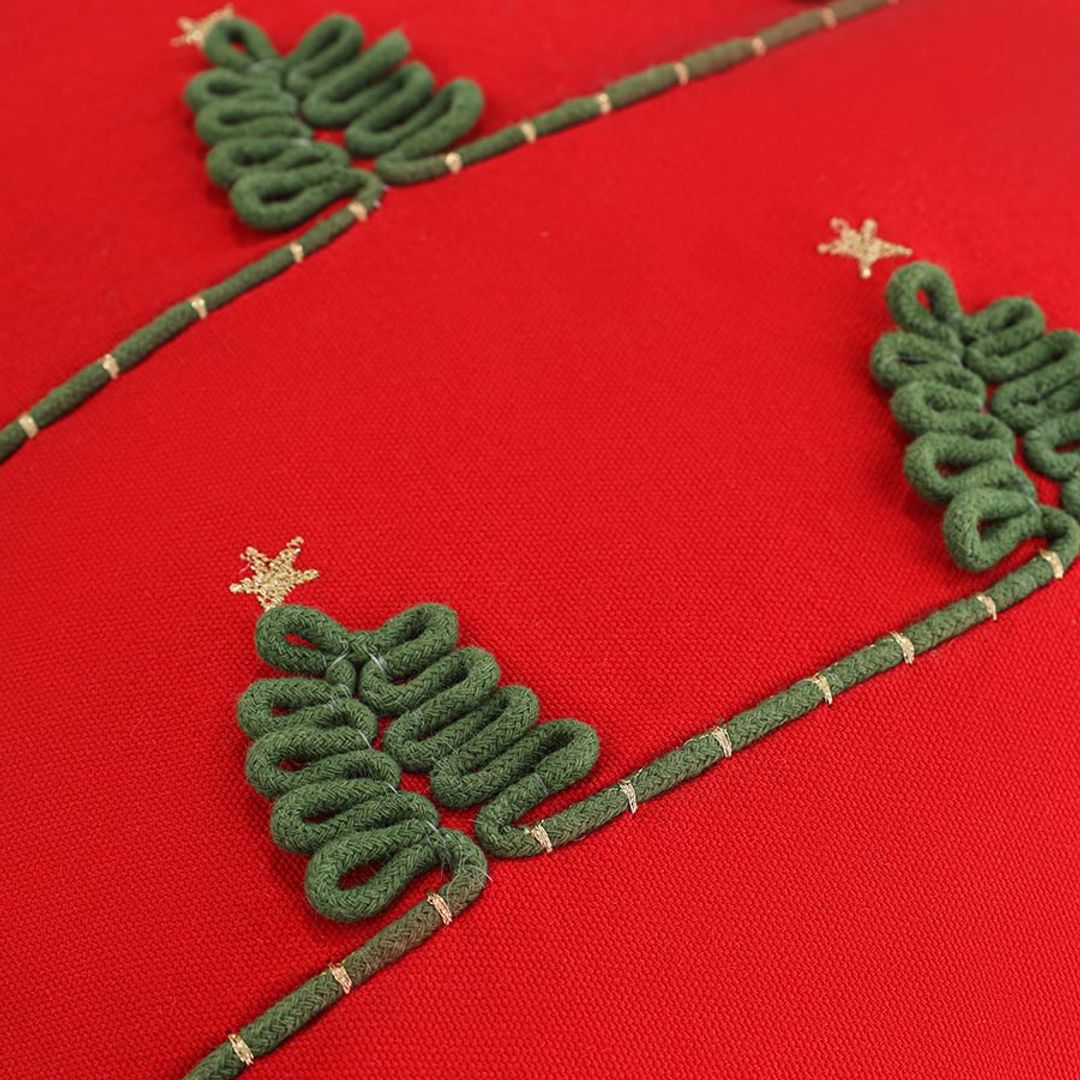 Чехол на подушку Christmas forest из коллекции New Year Essential, 45х45 см