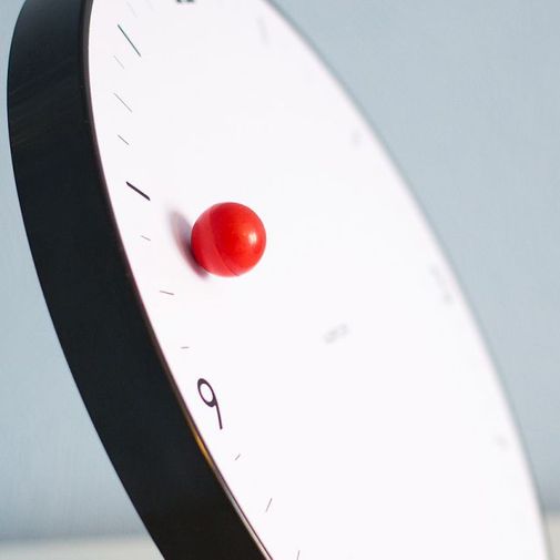 Магнитные часы Time Flying