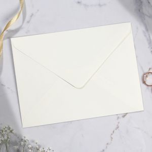 Приглашение на свадьбу в цветных конвертах Волнительное событие