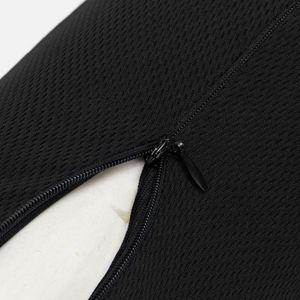 Подушка автомобильная на подголовник Roadie (черная) Подушка автомобильная на подголовник Roadie (черная)