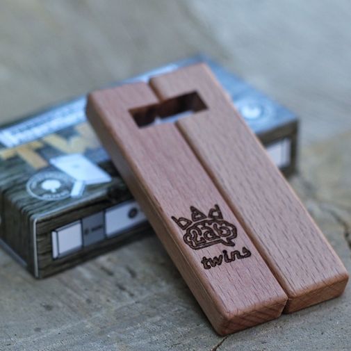 Подставка для телефона и планшета Twins (Мореный бук)