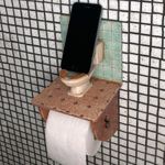 Держатель для туалетной бумаги с полочкой Санузел связи