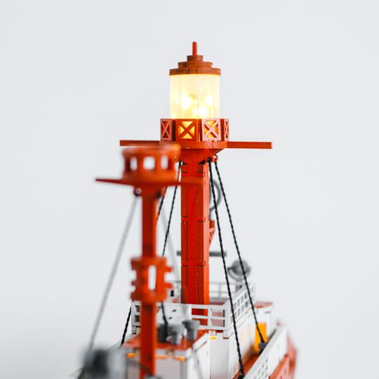 Модель сборная Плавучий маяк Ирбенский (Калининград, Музей мирового океана)