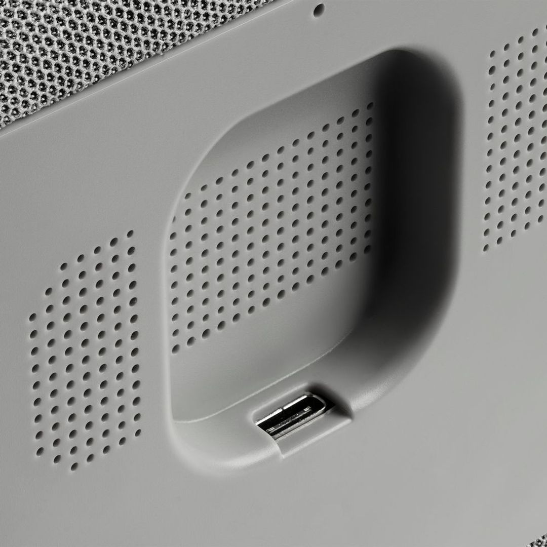 Колонка с часами и беспроводной зарядкой Veske (Серая)