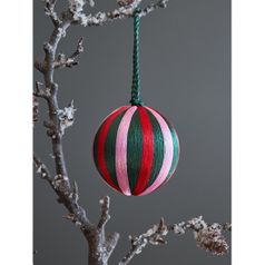 Набор елочных украшений Show time из коллекции New Year Essential, 4 шт. Набор елочных украшений Show time из коллекции New Year Essential, 4 шт.