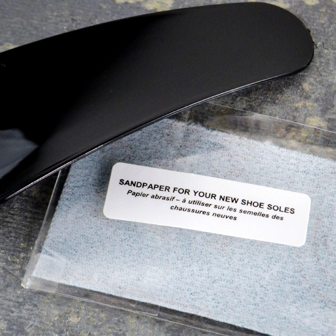 Набор для выживания джентельмена D-Stress Emergency Kit (24 предмета) Набор для выживания джентельмена D-Stress Emergency Kit (24 предмета)