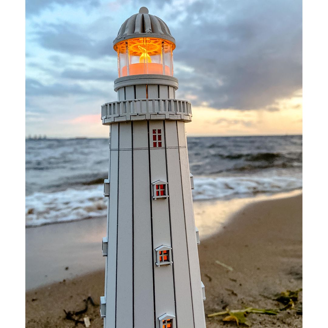 Модель сборная Маяк Тарханкутский (Крым)