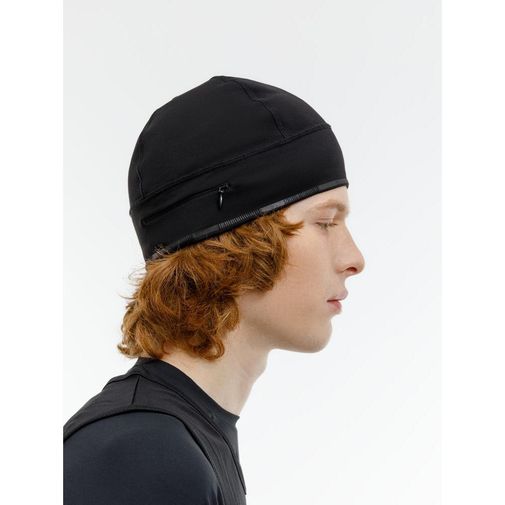 Спортивная шапка утепленная Jogge