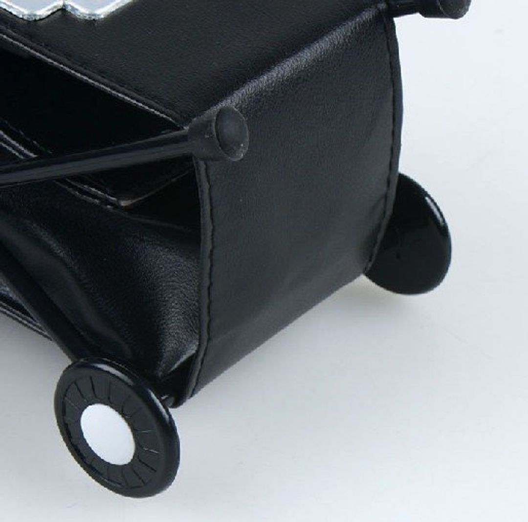 Часы Подставка под карандаши Часы Подставка под карандаши