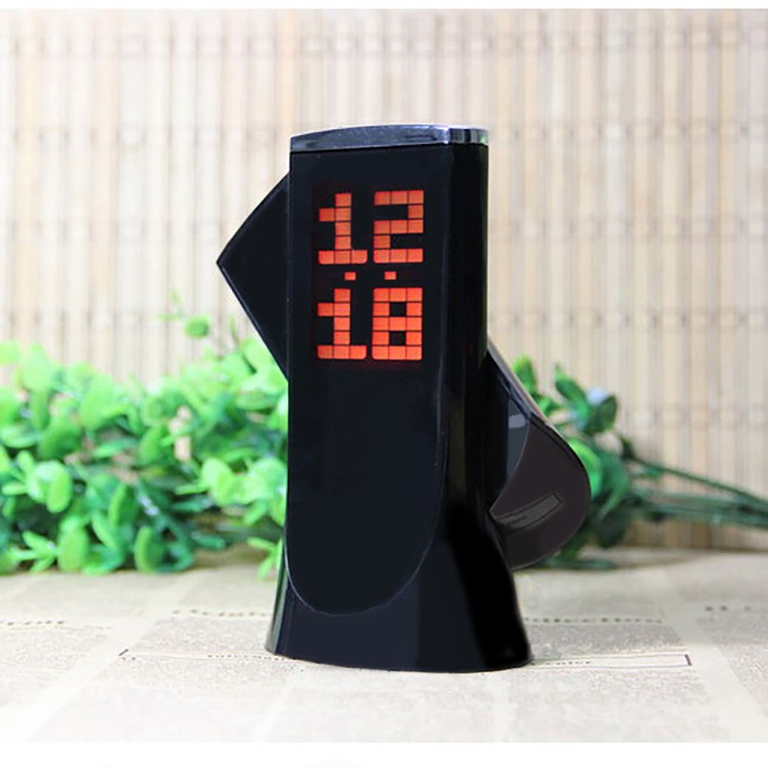 Будильник с поворотным проектором времени на 180°