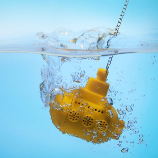 Заварник для чая Подводная лодка (Желтый) В воде