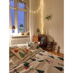 Плед из хлопка с новогодним рисунком Let's Ski из коллекции New Year Essential (130x180 см)