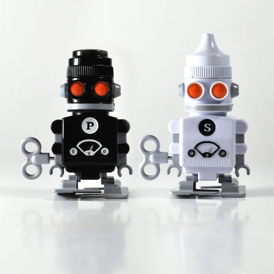 Солонка и перечница Заводные роботы Солонка и перечница Заводные роботы