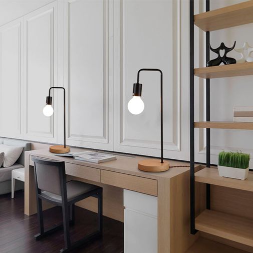 Светильник Лампа на деревянной подставке Светильник Лампа на деревянной подставке