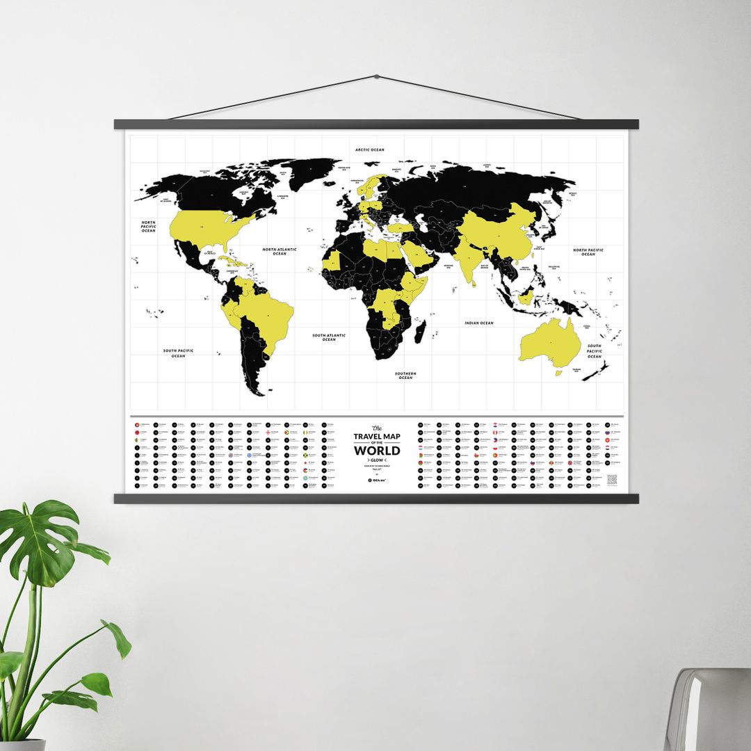 Скретч-карта мира Travel Map Glow World (на английском) Скретч-карта мира Travel Map Glow World (на английском)