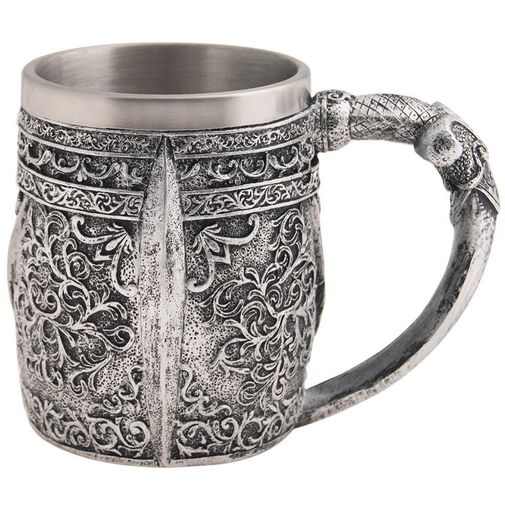 Кружка Череп в доспехах детально сзади