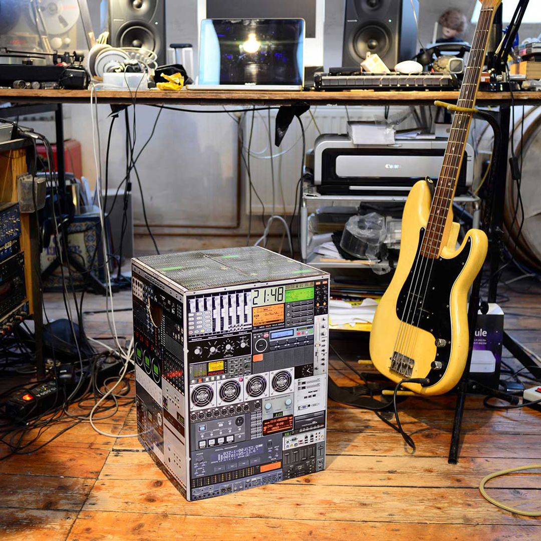 Складной картонный табурет Powerboost