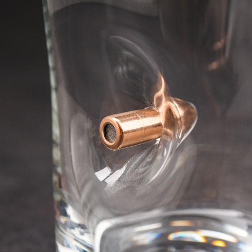 Стакан для виски с пулей