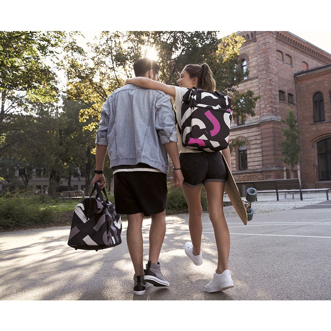 Рюкзак Allrounder R Large Signature Bold Pink