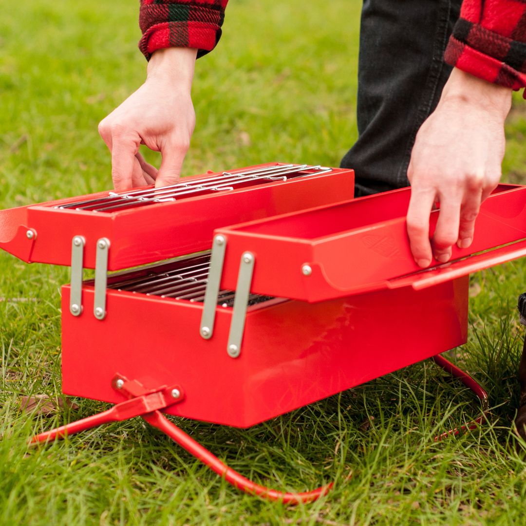 Мангал продуман до мелочей