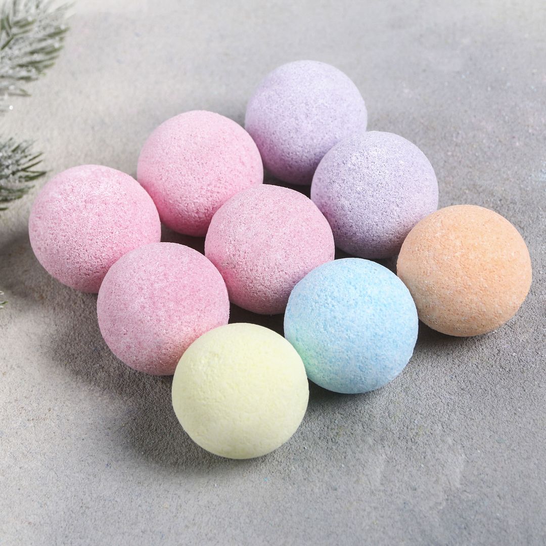 Набор бомбочек для ванной Счастья в Новом году (9 шт) Набор бомбочек для ванной Счастья в Новом году (9 шт)