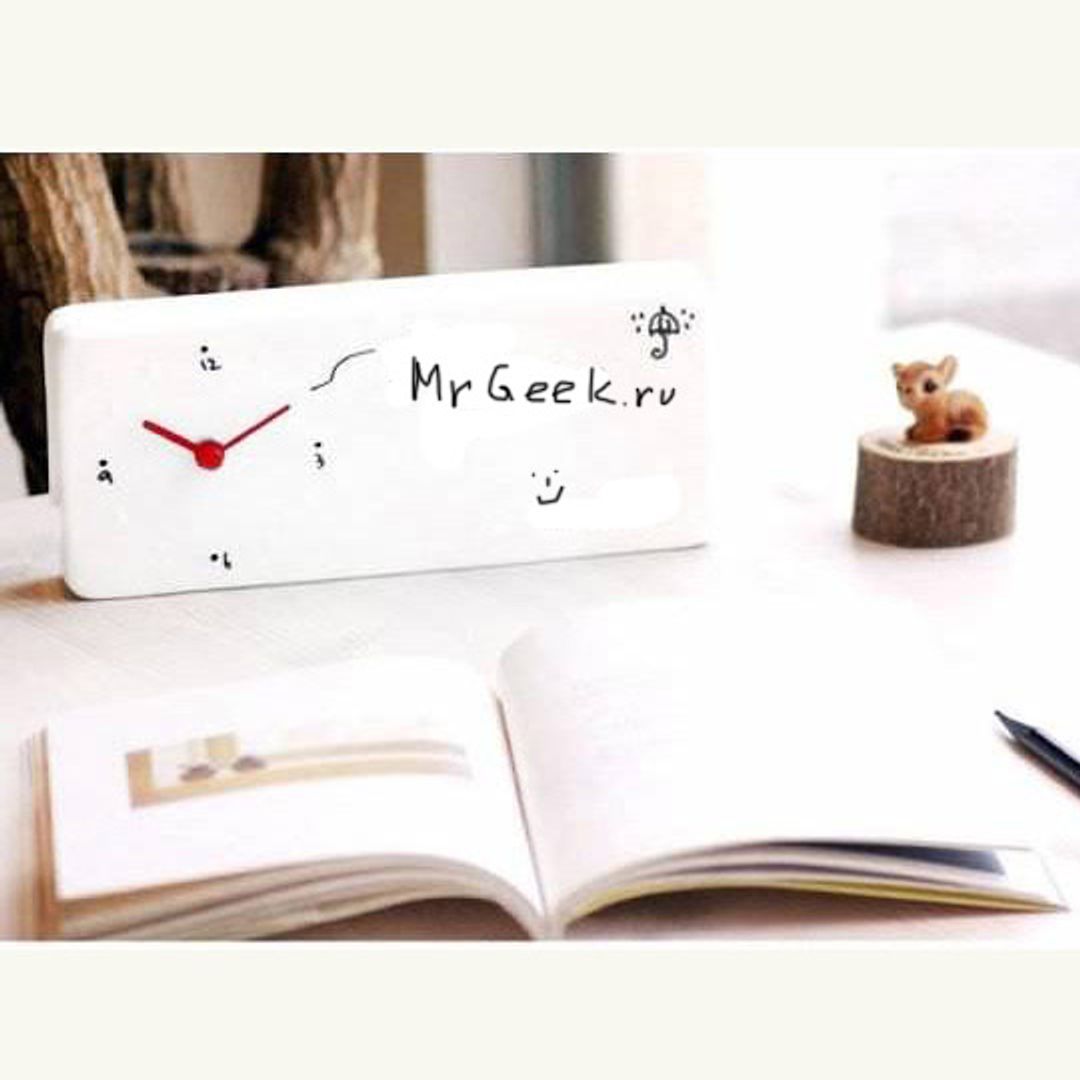 Часы с полем для заметок